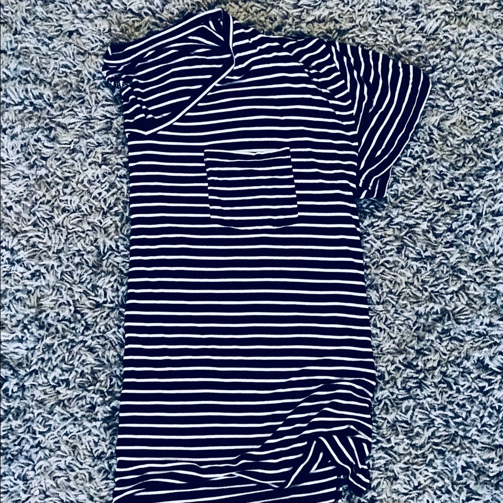 black and white tee